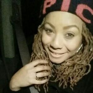 Meet your Posher, Destyni